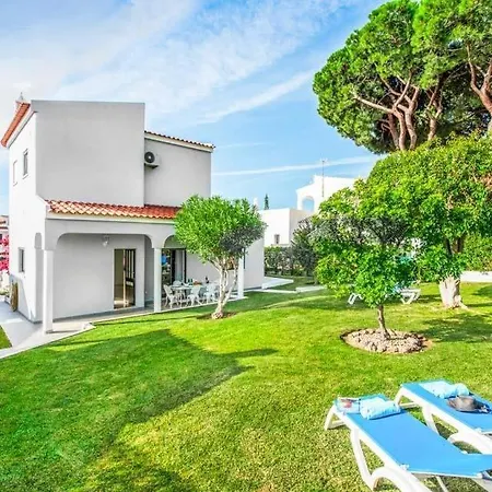 Sleeps 6 With Pool Air Con And Wifi Villa *