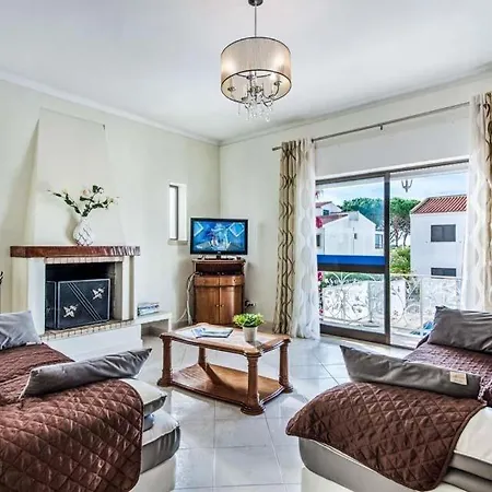 Sleeps 6 With Pool Air Con And Wifi Vilamoura